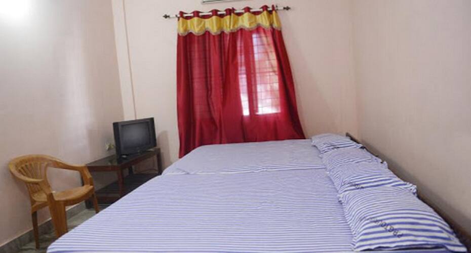 PPG Tourist Home, Kochi 5